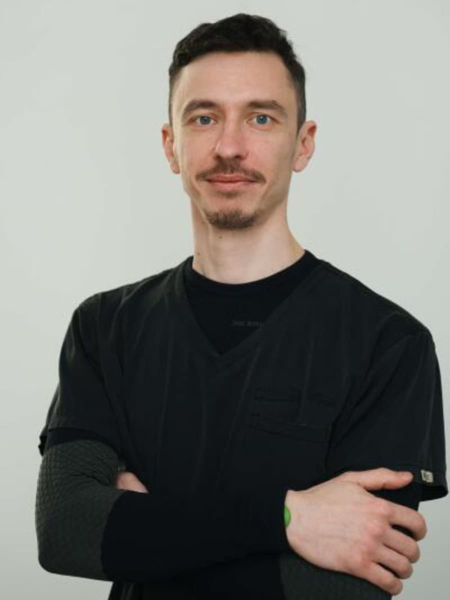 Селезньов Денис